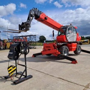 foto 4t Telescopic handler Manitou