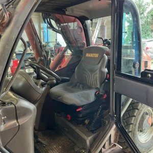 foto 5m/2.3t Manitou MLT 523